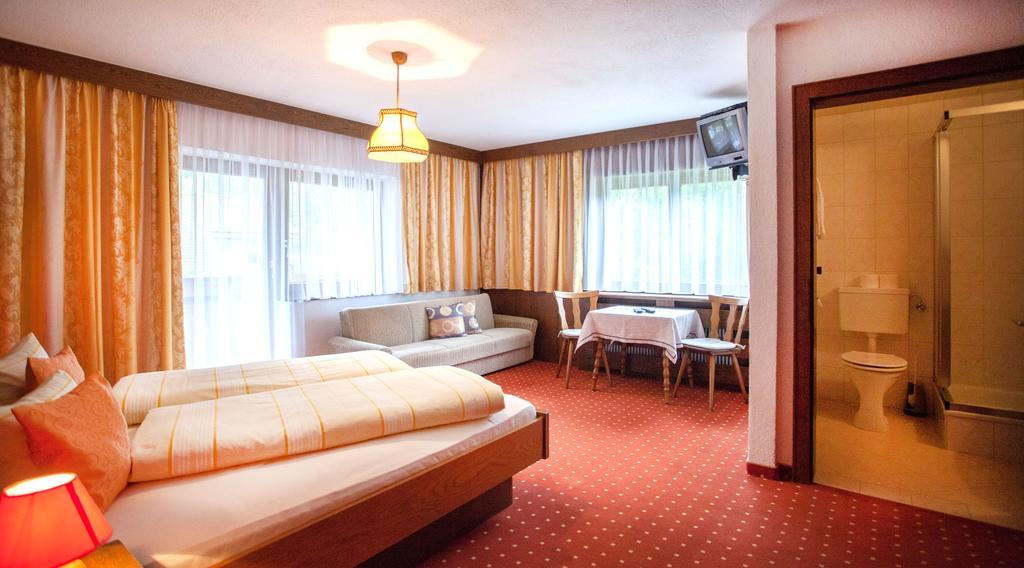 Haus Weidmannsheil Apartman Längenfeld Kültér fotó